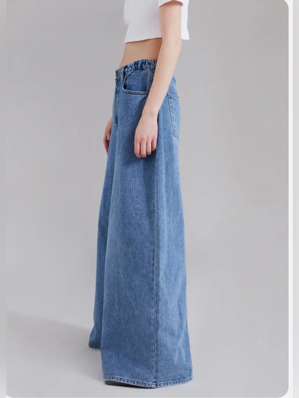THE FRANKIE SHOP Sasha Oversize Wide Leg Jean